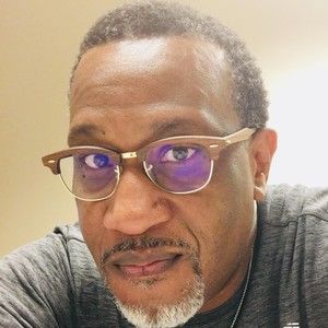 Meet your Posher, Howard